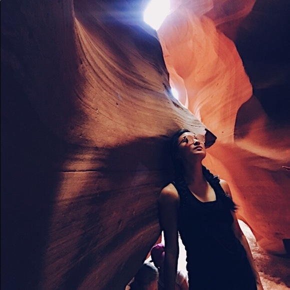 Meet your Posher, Kristen! - Picture 5 of 6